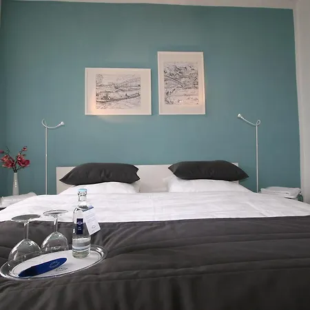 Am Goetheberg Hotell 3*